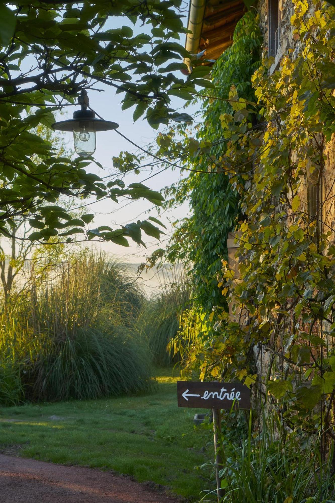 La Colline Du Colombier Hotel Iguerande Exterior foto